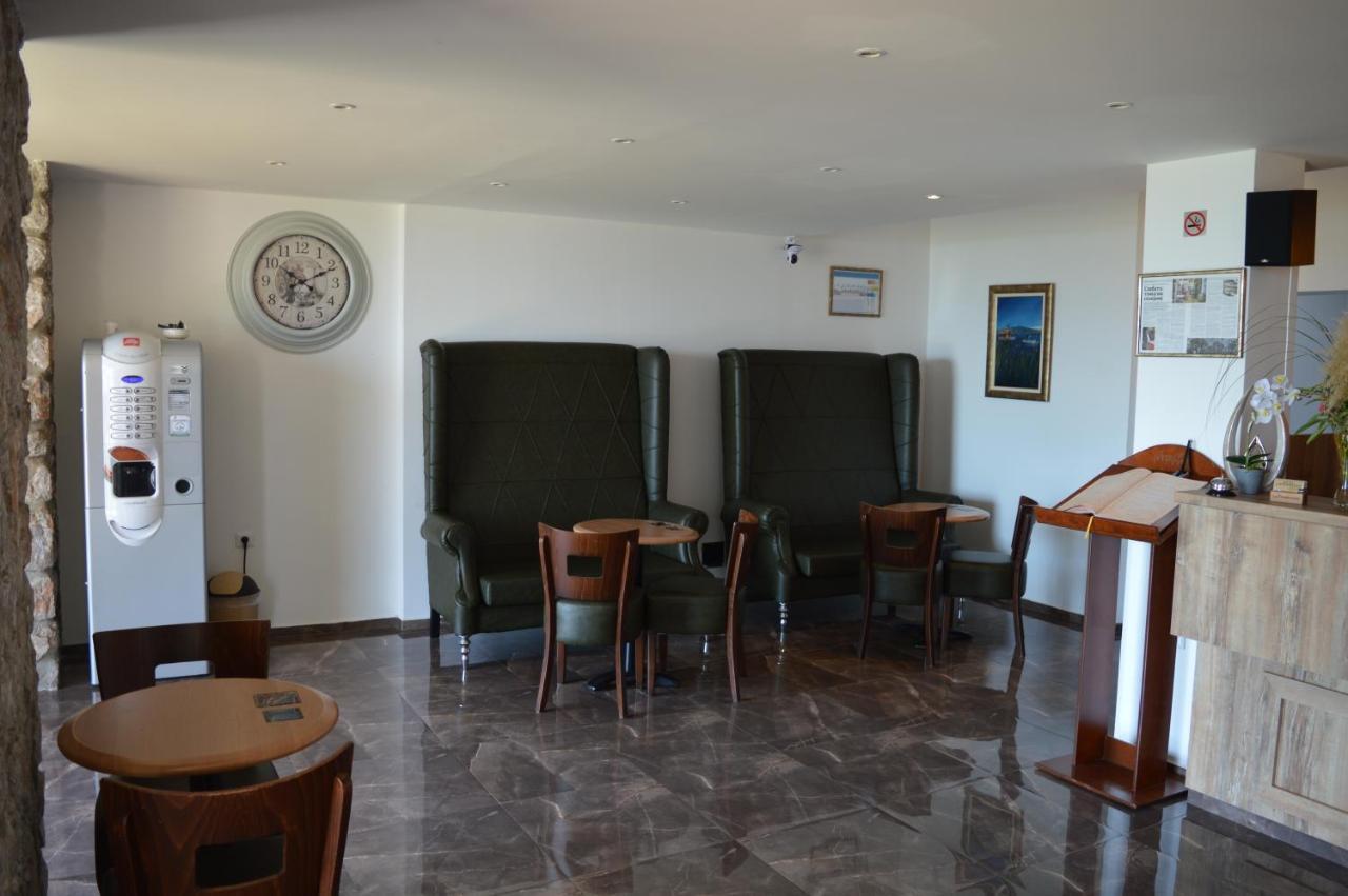 Hotel La Terrazza Dojran Екстер'єр фото